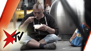 Obdachlose Jugendliche Leben auf der Straße  Untwerwegs mit Ilka Bessin  stern TV Reportage [upl. by Giark]