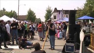 Sigmund Snopek III  Alpenhorn at Locust St Fest [upl. by Mort]