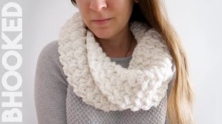 Simple Twist Crochet Cowl QUICK make [upl. by Robbin]