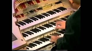 Organist goes Crazy The Worlds Fastest Organist [upl. by Ethelind644]