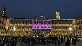 Encendido de las luces de Navidad 2324 en Vitoria [upl. by Elwina]