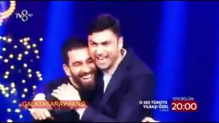 Burak Yılmaz ve Arda Turan O Ses Türkiyeye Katıldı [upl. by Ki]