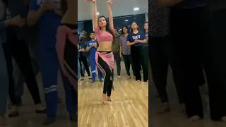 Dilber song pe jabardast jance dance viral reels shorts [upl. by Merow]