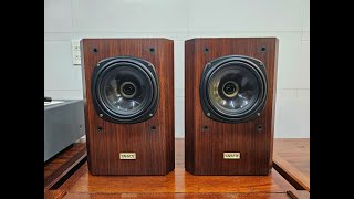 Tannoy D100  Mẫu loa bookshelf đồng trục trứ danh của hãng Nguyễn Bách audio  0932005022 [upl. by Eitsyrhc]