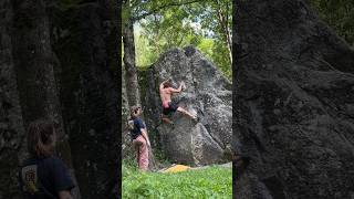 “Punto Org” 6b  Settore Campeggio  Val masino boulder climbing bouldering rockclimbing [upl. by Theone]