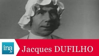 Jacques Dufilho quotVictorine faisant la visite du châteauquot  Archive INA [upl. by Babbie746]