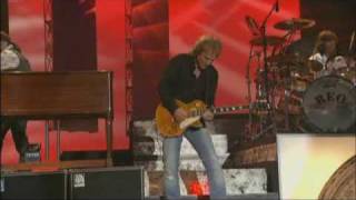 REO Speedwagon  Take It On The Run Live  2008 [upl. by Sakhuja101]