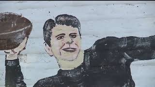 87YearOld Painter Helps Restore Vandalized Ronald Reagan Birthplace Mural [upl. by Saleem935]