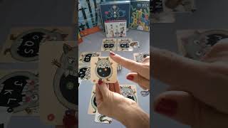 Djeco  ABC Miam juego de cartas en CuCuToys [upl. by Eillehs]