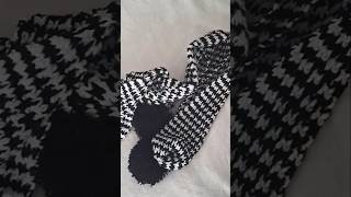 Schal gehäkelt Häkelmuster Video gibts auf meinem Kanal diy häkeln crochet handmade shorts [upl. by Ennylyak]