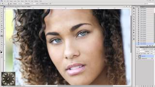 Enhance Catchlights  Photoshop in a Minute [upl. by Yblehs91]