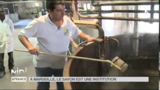 LA DÉCOUVERTE DE NATHALIE À Marseille le savon est une institution [upl. by Dugan]