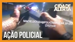 Câmera de uniforme de policial mostra o momento em que oficiais são atingidos em tiroteio [upl. by Jozef]