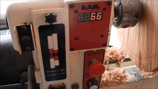 Jet 1642EVS Wood Lathe Review and demonstration [upl. by Giraldo]