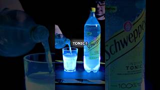 Regardez la FLUORESCENCE de ces choses  🤓 fluorescent uv science apprendre [upl. by Lemra401]