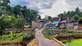 Menyusuri Suasana Pedesaan Yg Masih Asri Kampung Cisalak Garut Jawa Barat [upl. by Enitsuga]