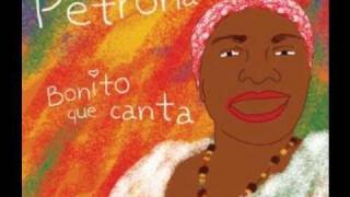 quotTierra Santaquot Bonito que canta Petrona Martínez con Totó la Momposina [upl. by Oloapnaig]