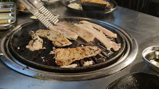 TASTY AND FAMOUS ASMR UNLIMITED KOREAN BBQ GRILL SAMGYUPSAL  SEOULGYUPSAL PHILIPPINES [upl. by Lassiter621]