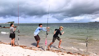 PESCARIA DE PRAIA Com à Família na ilha de de ItamaracáPÉ [upl. by Spaulding]