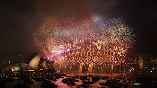 2024 chega a Sydney com grande espetáculo de fogodeartifício [upl. by Gillmore]