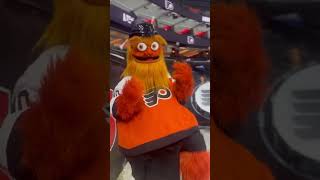 Philadelphia Flyers Mascot Gritty Dancing grittynhl flyersgritty [upl. by Tabshey589]