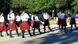 Monmouth College Pipe Band  Scotland the Brave [upl. by Dorthea]