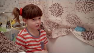 Topsy amp Tim 102  STRANGE BEDS  Topsy and Tim Full Episodes [upl. by Pollack262]