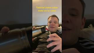 Tutorial como cebar mate en la cama youtubeshorts humor domingo [upl. by Descombes]