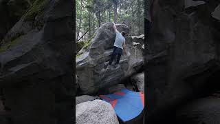 Squamish Days V0  Squamish Bouldering [upl. by Alehc407]