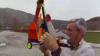 Autogiro RC autocostruito elettrico  rotore Bipala e Tripala [upl. by Lotta]