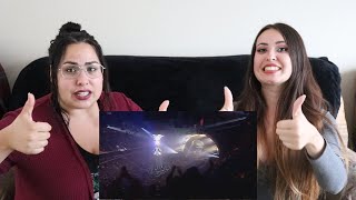 TWO SISTERS REACT To Pink Floyd  Comfortably Numb Pulse Concert 1994 [upl. by Cirtap303]