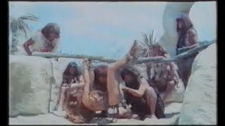 Az ősember először lát nőtAmikor a nőknek farkuk volt1970teljes film magyarul vígjáték narrátor [upl. by Charbonneau]