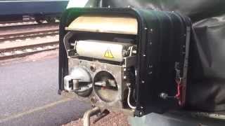 VR class Sm3 quotPendolinoquot  The coupler cover closing [upl. by Delanty]