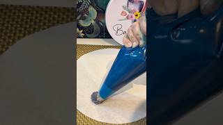 BUTTERCREAM PIPING TUTORIAL HOW TO 😍piping shortsfeed cake viralshort buttercream asmr fy [upl. by Gautier]