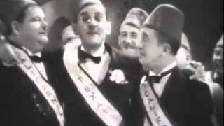 Dick und Doof Laurel und Hardy  Clip aus  quotDie Wüstensöhnequot  1933 [upl. by Kilbride]