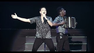 Los Recuerdos De Ella En Vivo  Silvestre Dangond amp Victor ‘Rey’ Reyes Tour Entre Grandes Bogotá [upl. by Llewkcor]