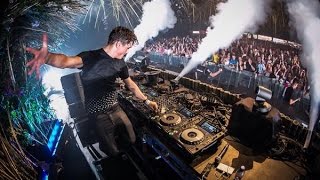 Martin Garrix ANIMALS LIVE TOMORROWLAND 2016 [upl. by Lehcim]