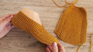 Следки спицами одним полотном «по турецки»  Easy knit slippers pattern tutorial [upl. by Letniuq465]