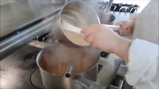 Cours de cuisine Sauce bordelaise [upl. by Also]