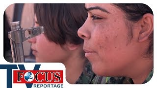 Frauen gegen den IS  Der Kampf der kurdischen Kriegerinnen  Focus TV Reportage [upl. by Zolly]