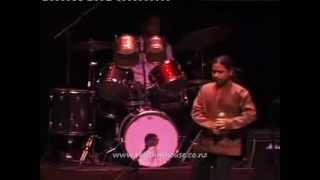 quotPiya re piya re quotKailash Kher Amazing Live Performance hindi [upl. by Gore]