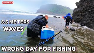 Fishing in bad weather and high Waves Bethells Beach Drone View  Bethells Beach fishing [upl. by Repsac323]