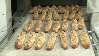 Dans les coulisses de nos boulangeries [upl. by Annaer]