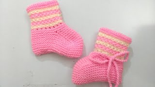 Very Easy Knitting Baby Booties  Shocks  Shoes [upl. by Merril]