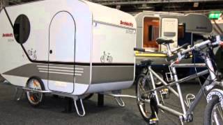 Les vélos de voyage avec remorque Bicycles made for travelling with a trailer [upl. by Kuebbing]