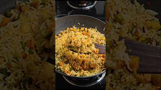 Bache hue chawal se banaya tasty fried rice  Leftover Rice Recipe shorts rice food [upl. by Hgielra484]