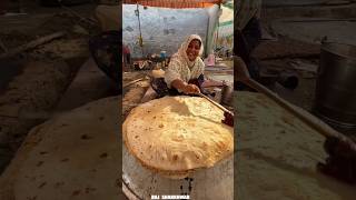 गुरुद्वारे में लंगर खाने वाले हो जाओ सतर्क😱😱 foodblog food streetfood foodie making punjabi [upl. by Leese]