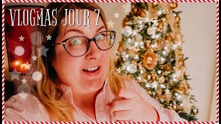 JE PERDS LA TÊTE ET JE VAIS VOIR DES JOUETS  VLOGMAS JOUR 7 [upl. by Hakceber]