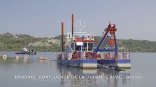 Opération de dragage à la confluence de la Durance [upl. by Eltsirhc]