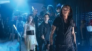 CHRONIKEN DER UNTERWELT  City of Bones  Trailer 2 Deutsch  German  HD [upl. by Lamond]